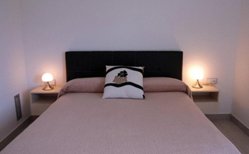 Apartaments Verd Natura โอลอต ภายนอก รูปภาพ